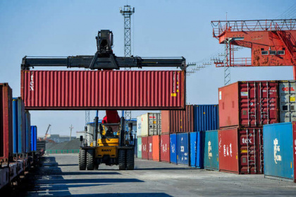 Дальневосточные порты «не переваривают» контейнерный импорт из КНР